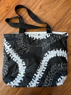 ALOHA Collection - Day Tripper Tote Bag